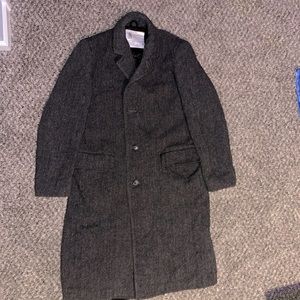 Beautiful Vintage London Fog 100 percent Wool Herringbone Design 38 R